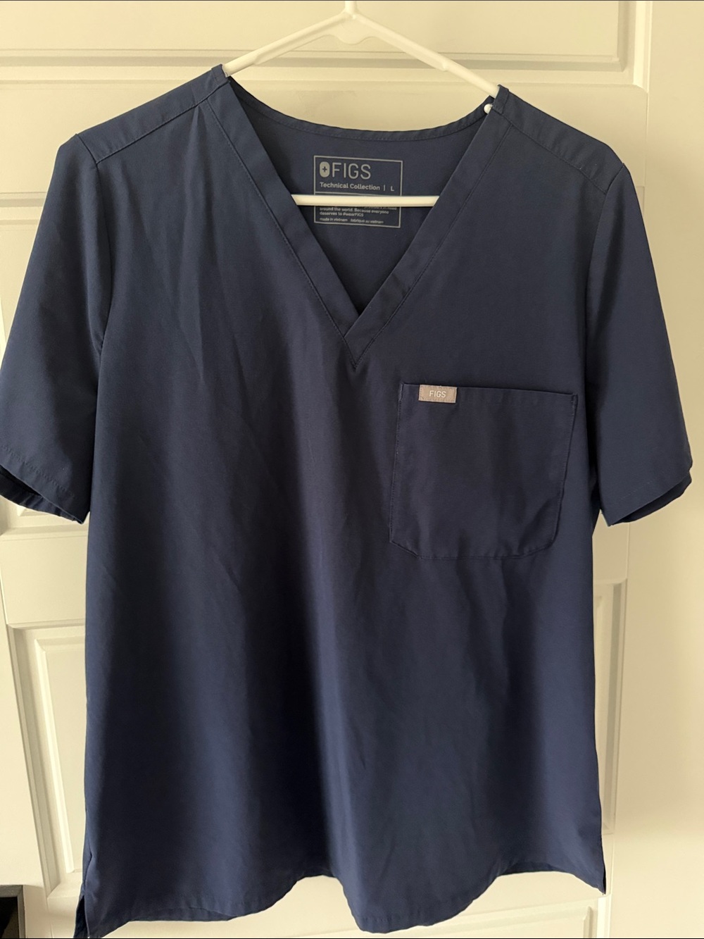 FIGS Navy V-Neck Short Sleeve Scrub Top